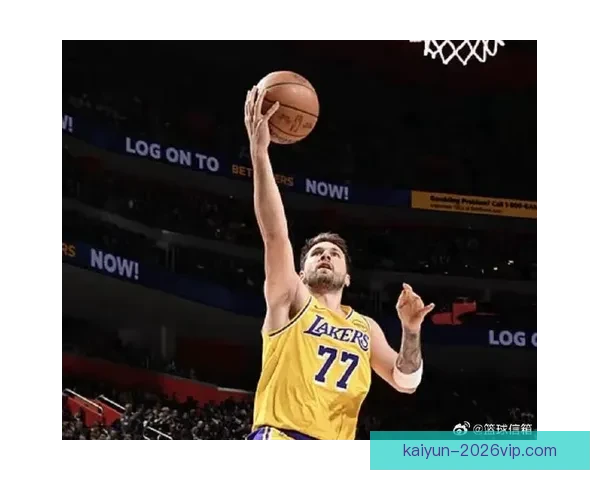 又创辉煌 东契奇生涯总得分突破15000分位列历史第三年轻