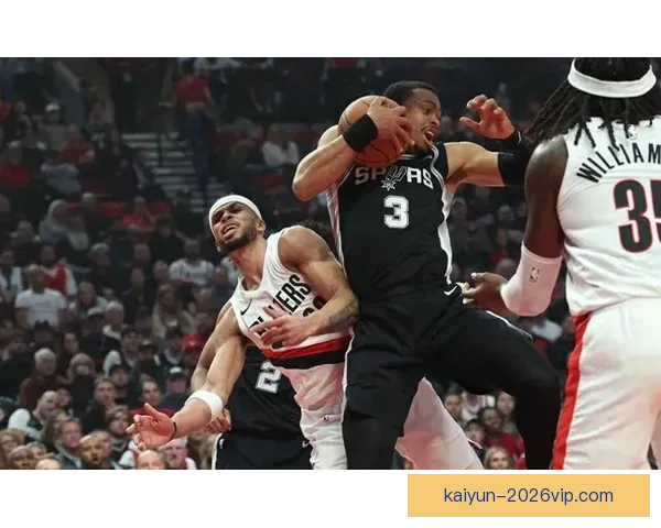 文班41分18篮板3盖帽零失误领衔马刺大胜勇士 卡斯尔15分11板助攻全队